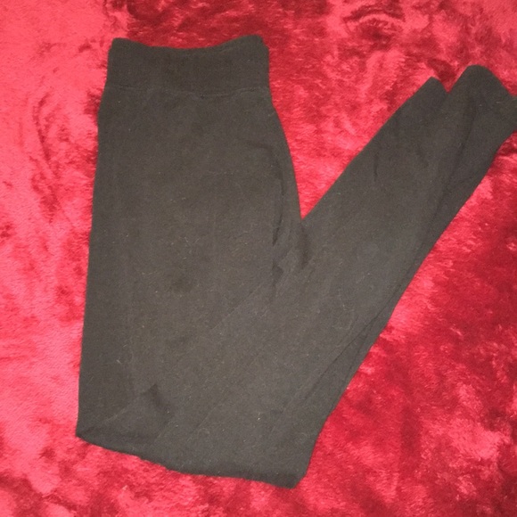 Aeropostale Pants - Aeropostale black leggings size small